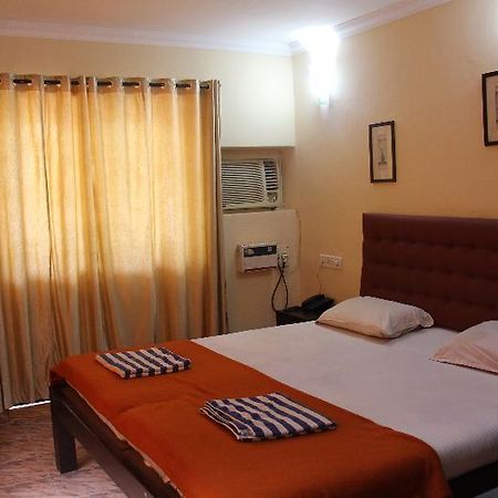 Palm Resort Калангут Экстерьер фото