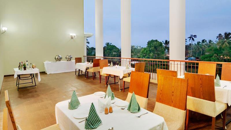 Palm Resort Калангут Экстерьер фото